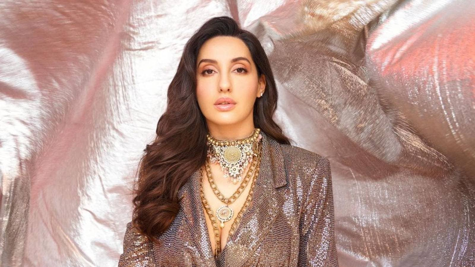 Nora Fatehi Looks Uber Glamorous In A Sequinned Pantsuit Check Out The Diva S Sexy Shimmering