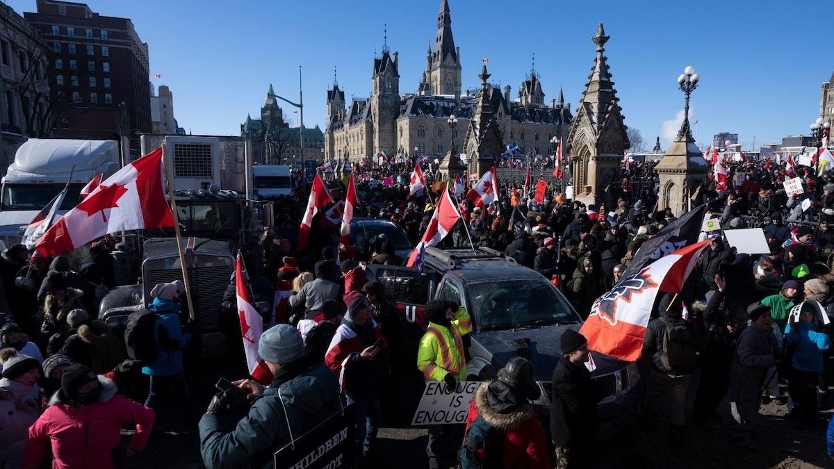 Ottawa Mayor Declares State Of Emergency To Deal With Trucking Blockade