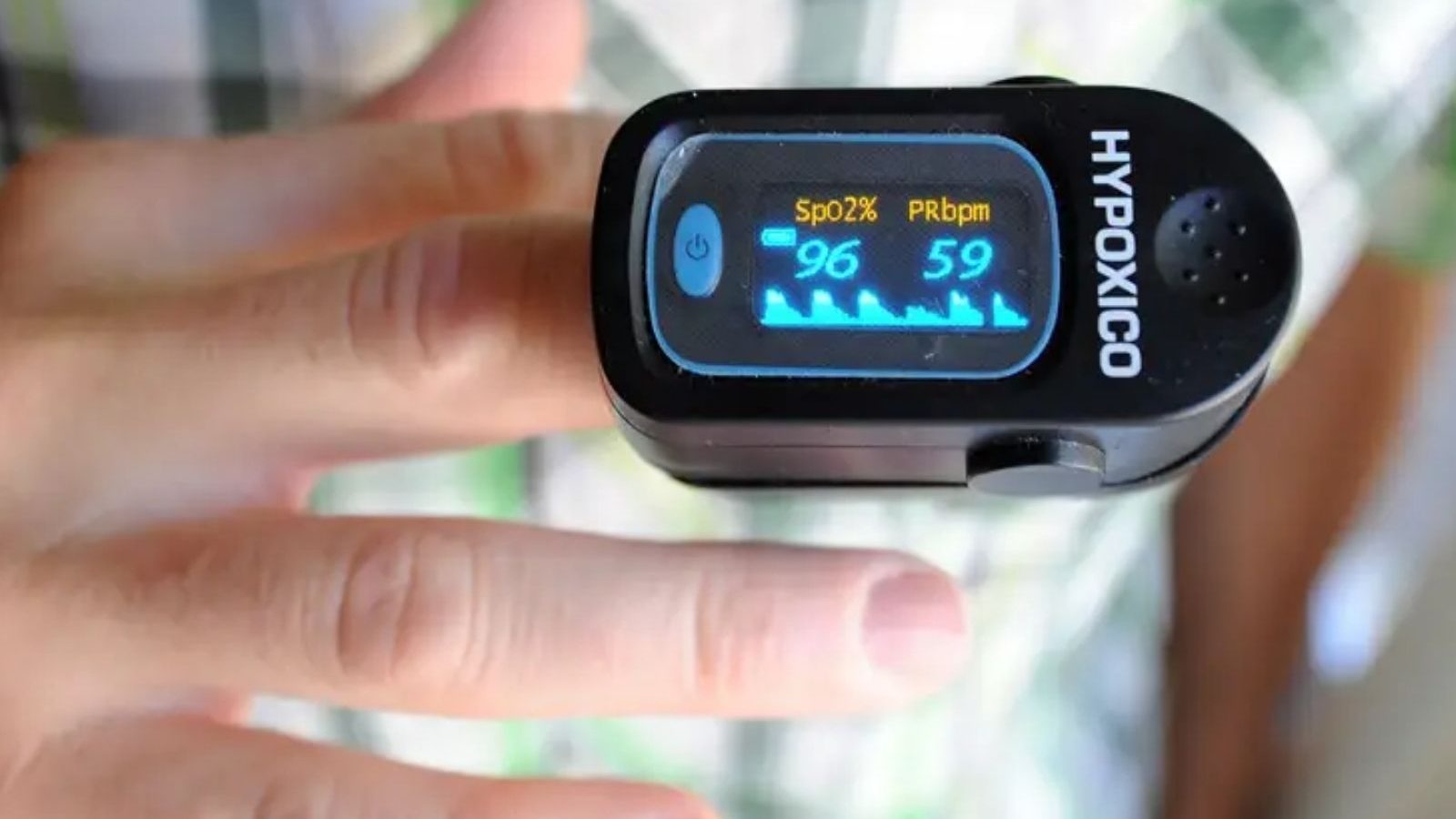 What's a Pulse Oximeter? Should You Monitor Covid at Home? As Omicron Spreads, Here’s How You