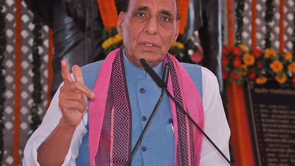 Rajnath Singh Takes Dig at SP, Says Those Involved in Appeasement Politics Can't Be 'Samajwadi'