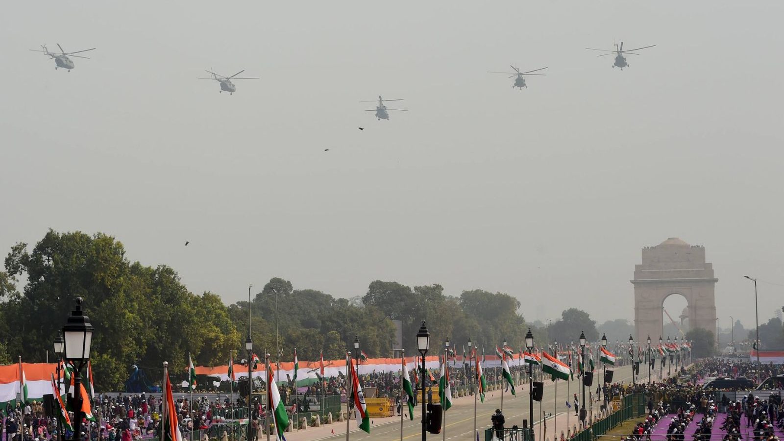 Republic Day 2022: Grand Flypast Concludes Rajpath Spectacle as India Displays Military Might, Diversity