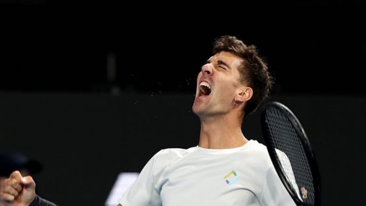 Support of Roger Federer, Novak Djokovic Stuns Thanasi Kokkinakis after First Title