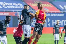 ISL 2021-22: SC East Bengal and Mumbai City FC Play Out a Goalless Draw | In Pics