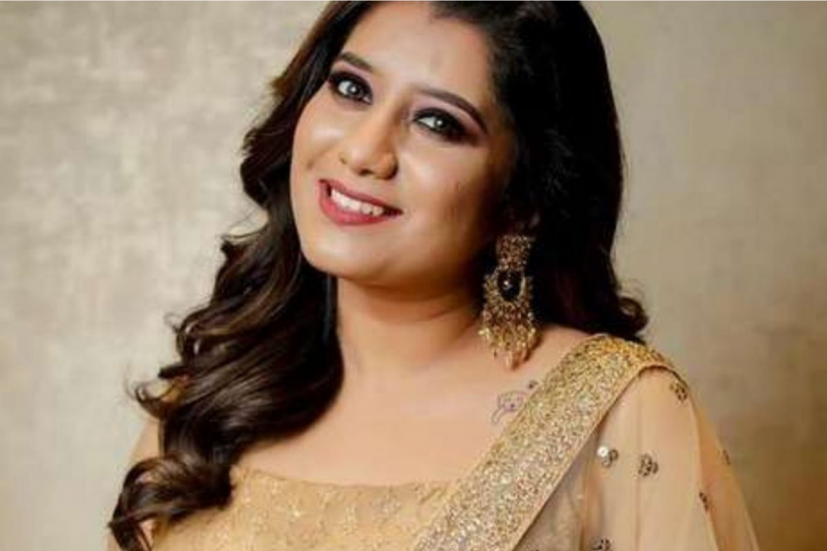 Bigg Boss Tamil 5 Runner-Up Priyanka Deshpande Back on Vijay ...