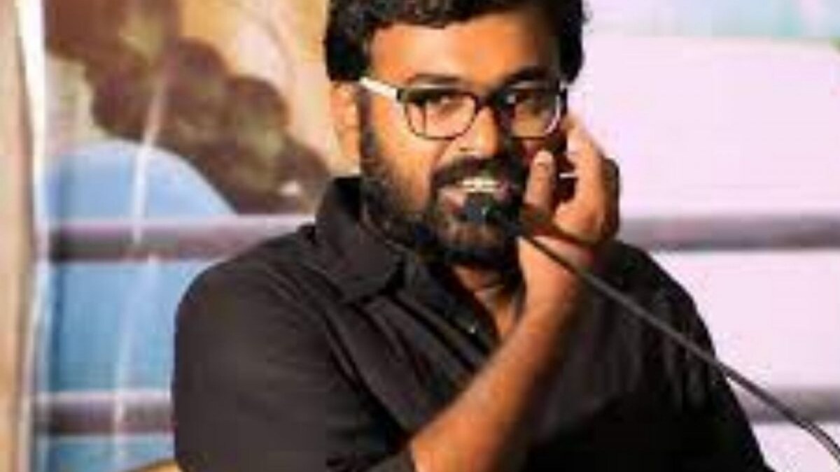 Karu Palaniappan Makes a Comeback After 8 Years With Andavar News18