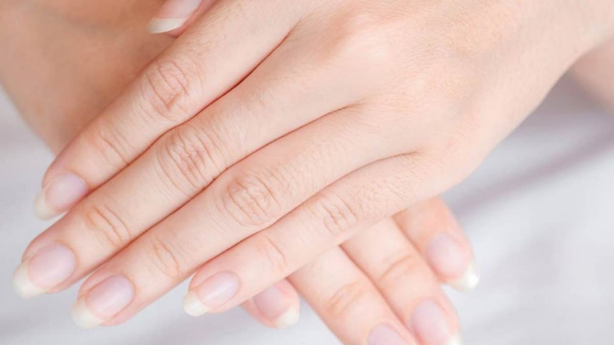 Try These DIY Nail Masks to Get Healthy and Shiny Nails