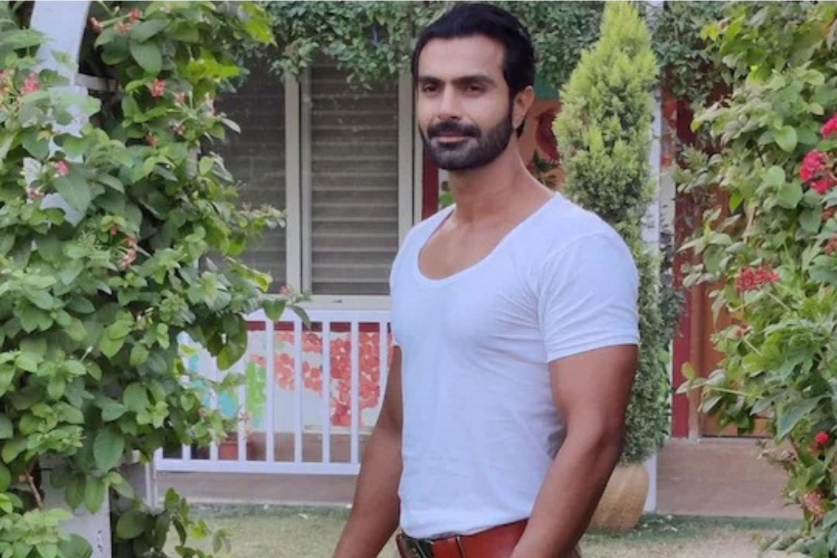 Download Veena Malik Mms - Birthday Boy Ashmit Patel is More Famous For Controversies Than His Films