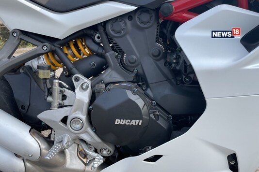 The Ducati SuperSport 950S comes with a twin-cylinder engine. (Image: Abhinav Jakhar/News18.com)