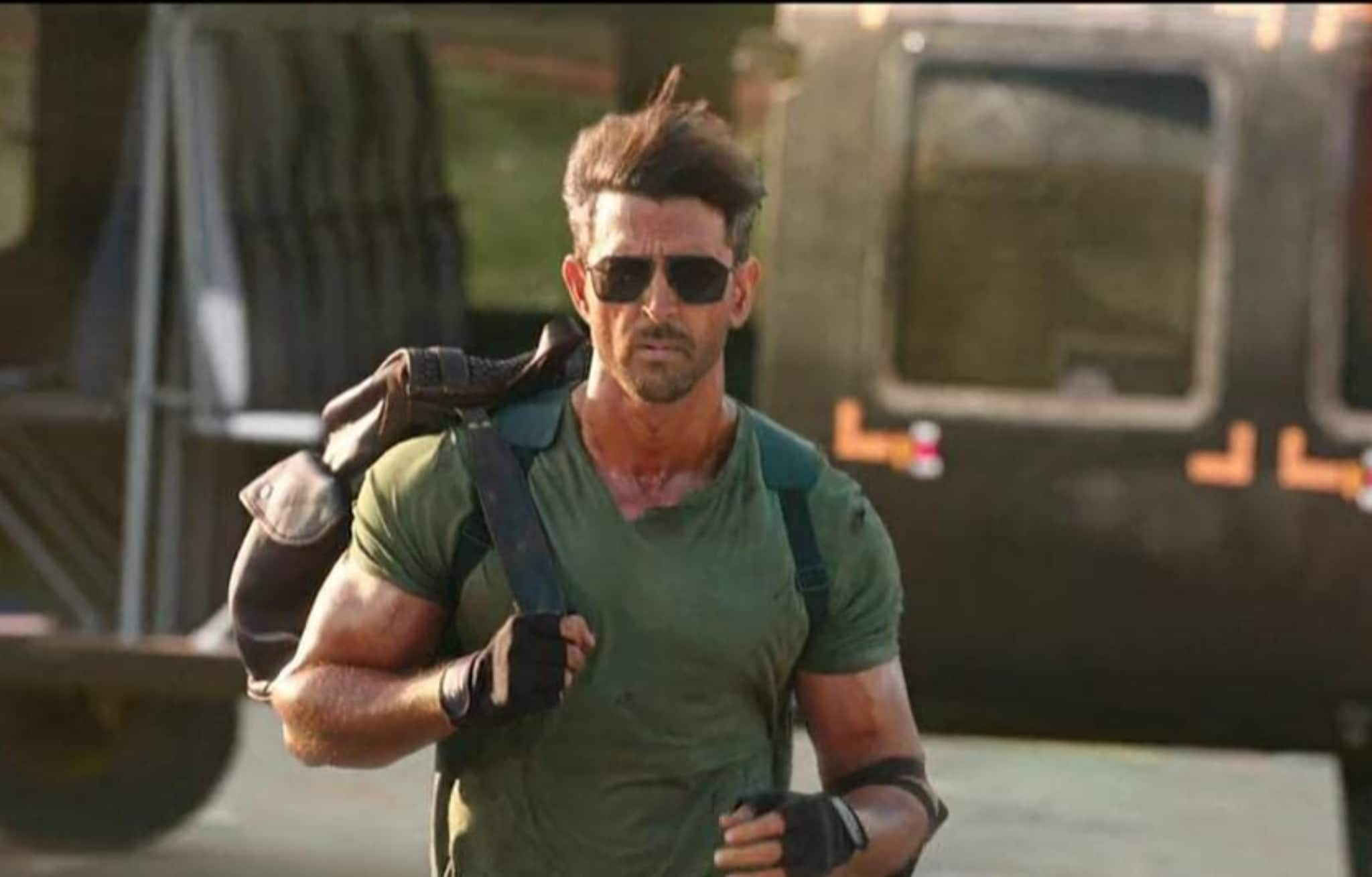 hrithik war t shirt