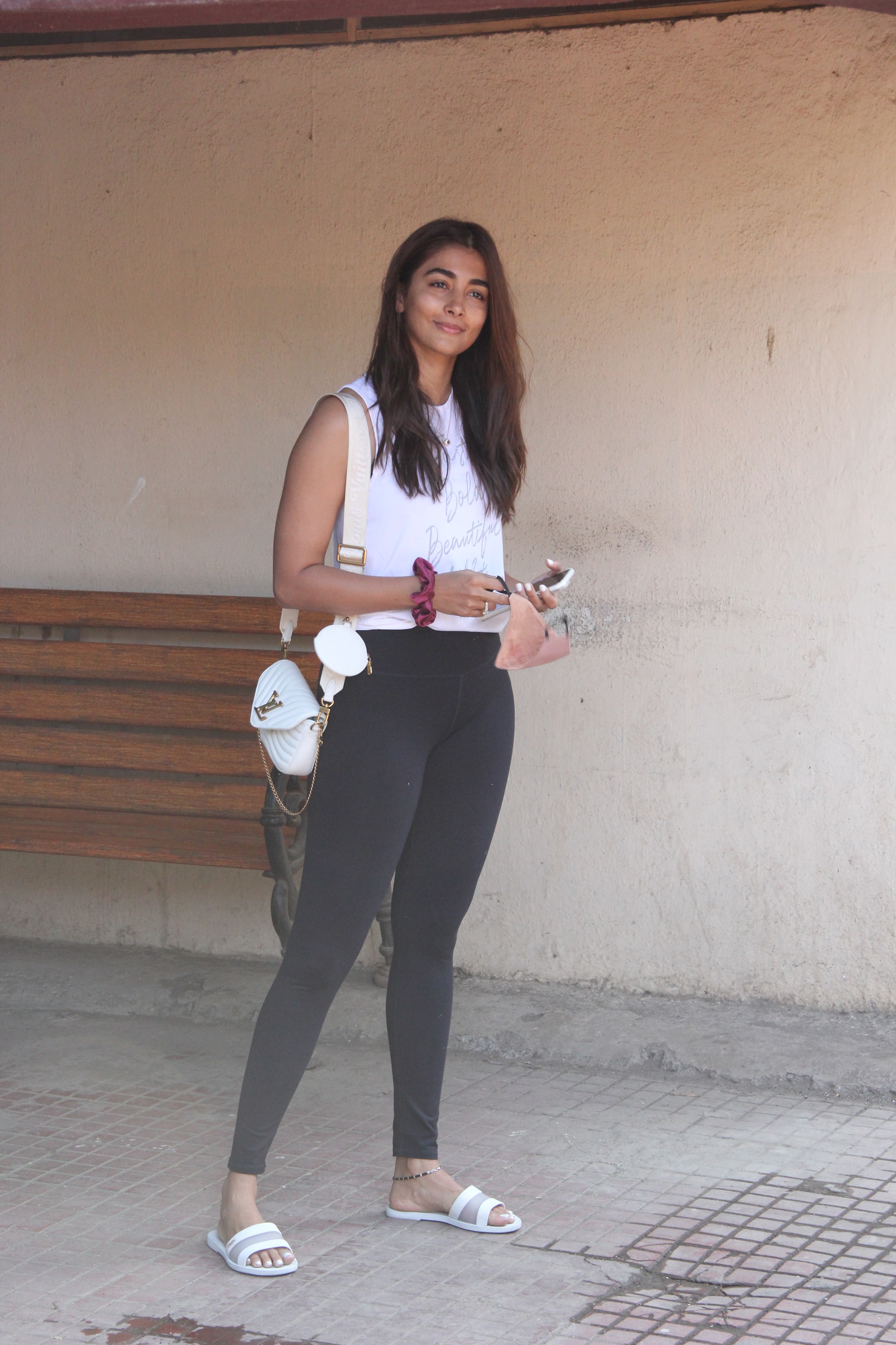 Photostory: Pooja's Flaunts Her Slim & Fit Look IN Tight Gymwear!