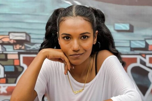 Rapper Dee MC talks about her new song Swipe Right Material, Gully Boy and more. (Pic: Dee MC/Instagram)