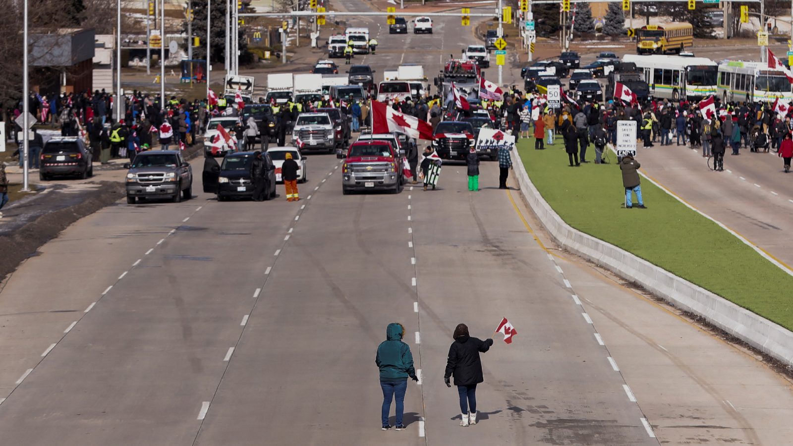 Freedom Convoy Protesters Allow Reopening Of Ambassador Bridge After ...