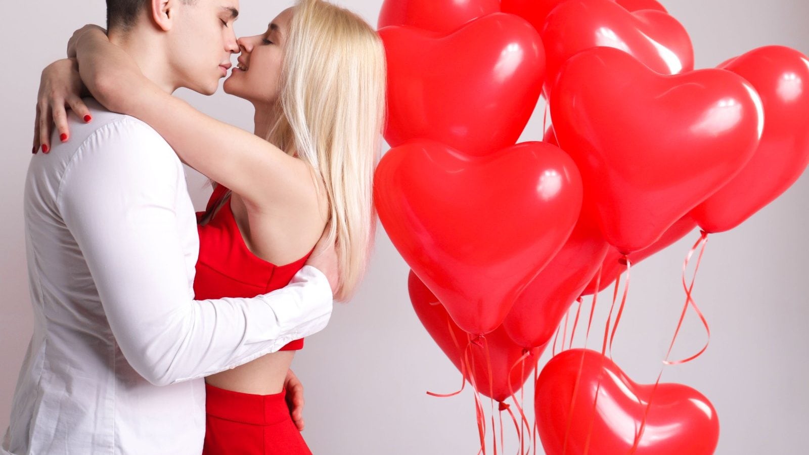 Happy Kiss Day 2023: Romantic Quotes, Wishes, Images, Messages and WhatsApp Greetings to Share with Your Loved Ones