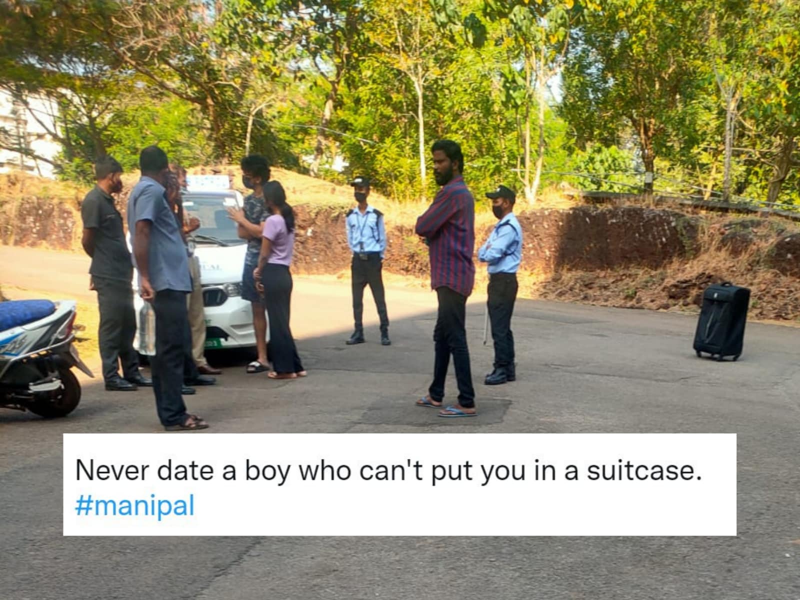 Top 83+ manipal trolley bag esthdonghoadian