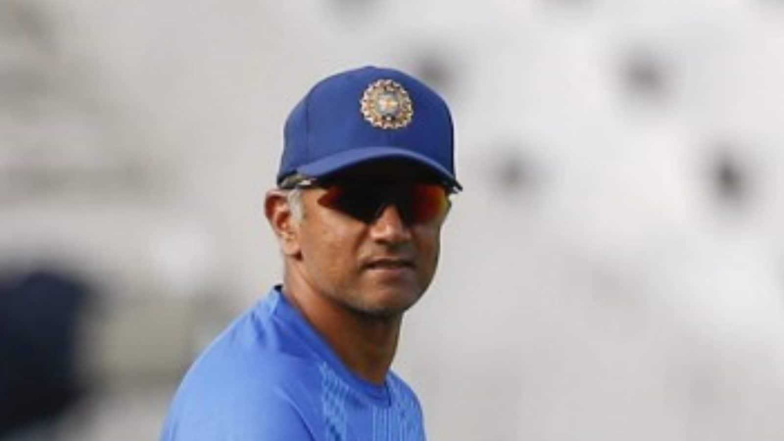 Dont Want To Restrict To Just 15 Players Rahul Dravid Pretty Clear About India Team 6555