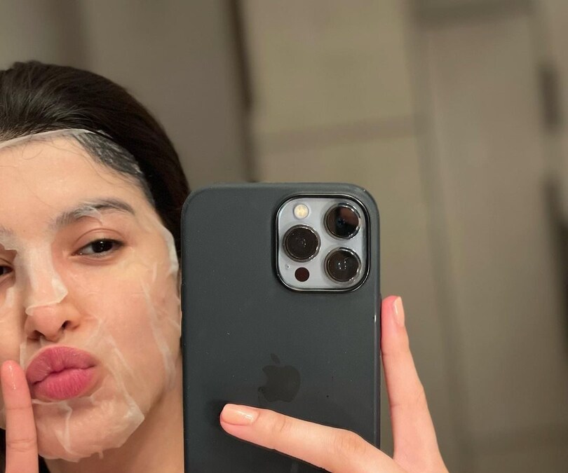 Inspired By Bollywood's Face Mask Looks? Here Are 5 Ways You Can Make Them At Home