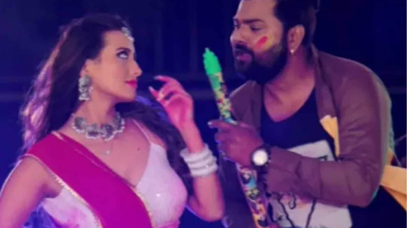 Samar Raj Dala Rang Choli Mein: Latest Bhojpuri Holi song of Samar Singh, Shilpi ...