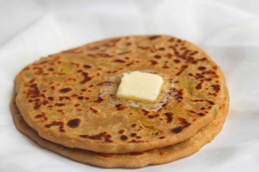 However, Indians penchant of traditional breakfast options never goes away. We bring a list of traditional breakfast options that are healthy and nutritious.