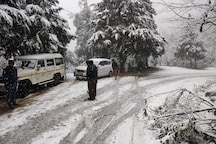 Show Must Go On: As Snow Covers Uttarakhand Polling Booths, EC Officials Brave Cold Weather for Prep