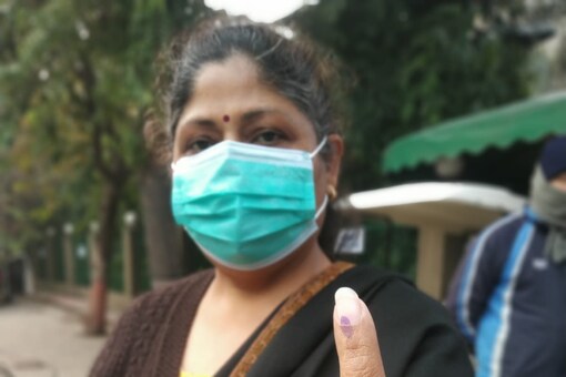 The Election Commission had put a ban on exit polls till 6pm on Monday. (Representational image: News18)
