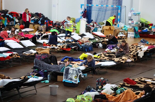 Ukrainian Refugees Find Shelter  Ukrainian Refugees Find Shelter