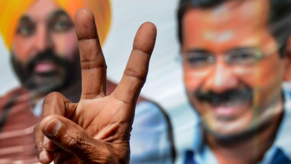 Punjab Victory Not 'AAP-ealing'? Here's What Major Oppn Leaders Were Doing When AAP Won Punjab