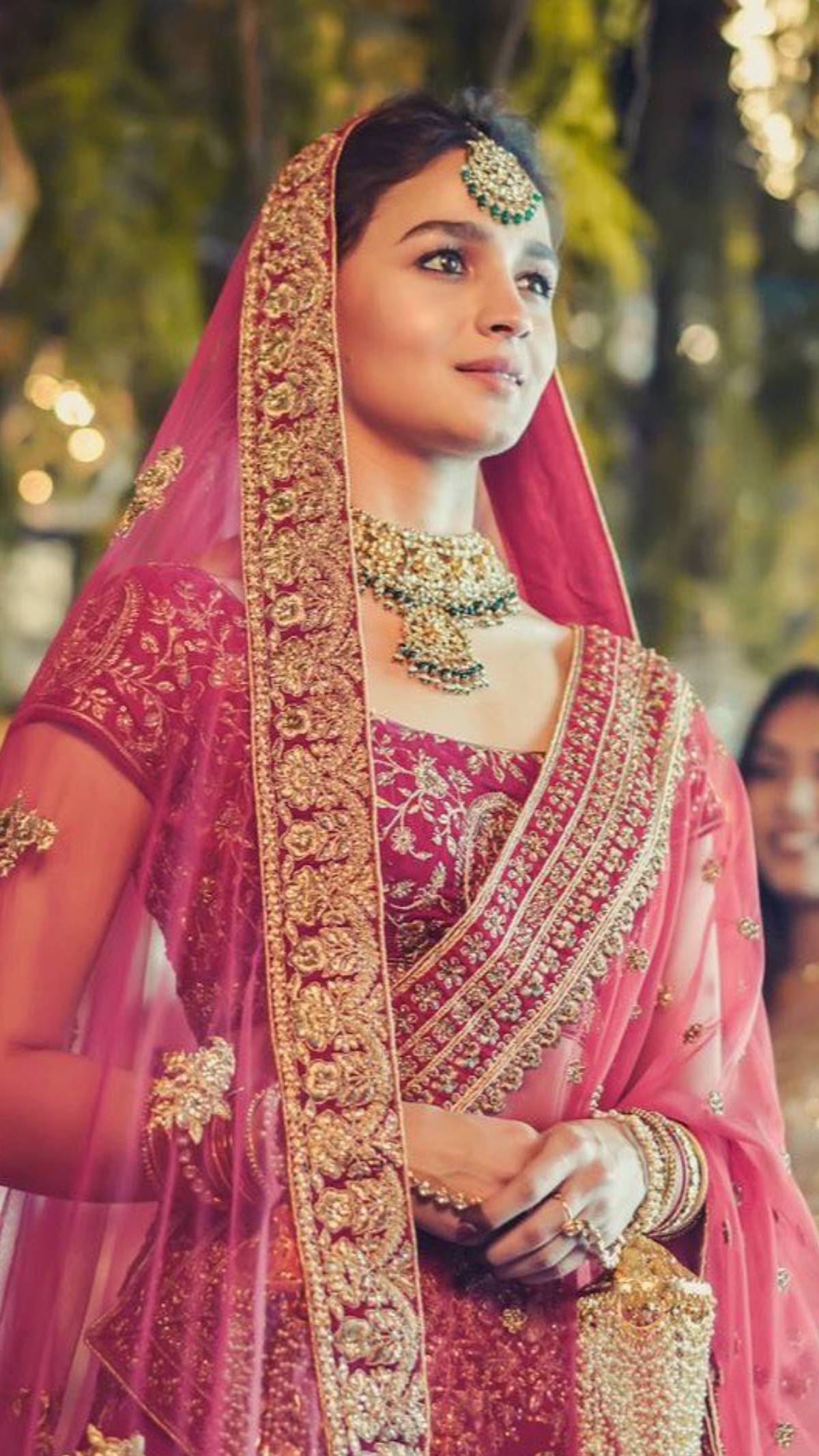 Alia Bhatt Gives Modern Day Princess Vibes In Pretty Embellished Lehenga See Her Drop Dead 7958