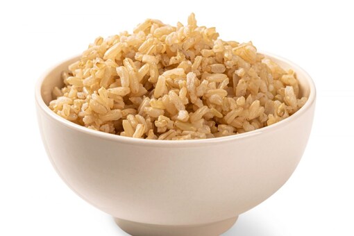 Brown rice in comparison with white rice has low carbs, calories, and more nutrients that are needed for maintaining weight (Image: Shutterstock)