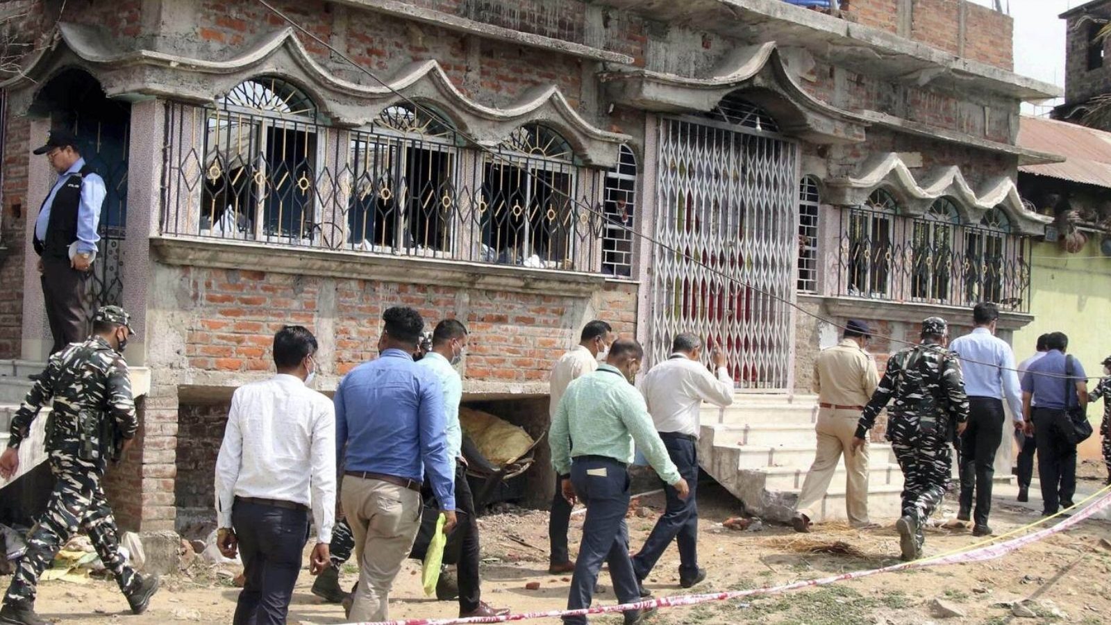 Cbi Files Before Hc Probe Progress Reports In Birbhum Killings Tmc Leader S Murder