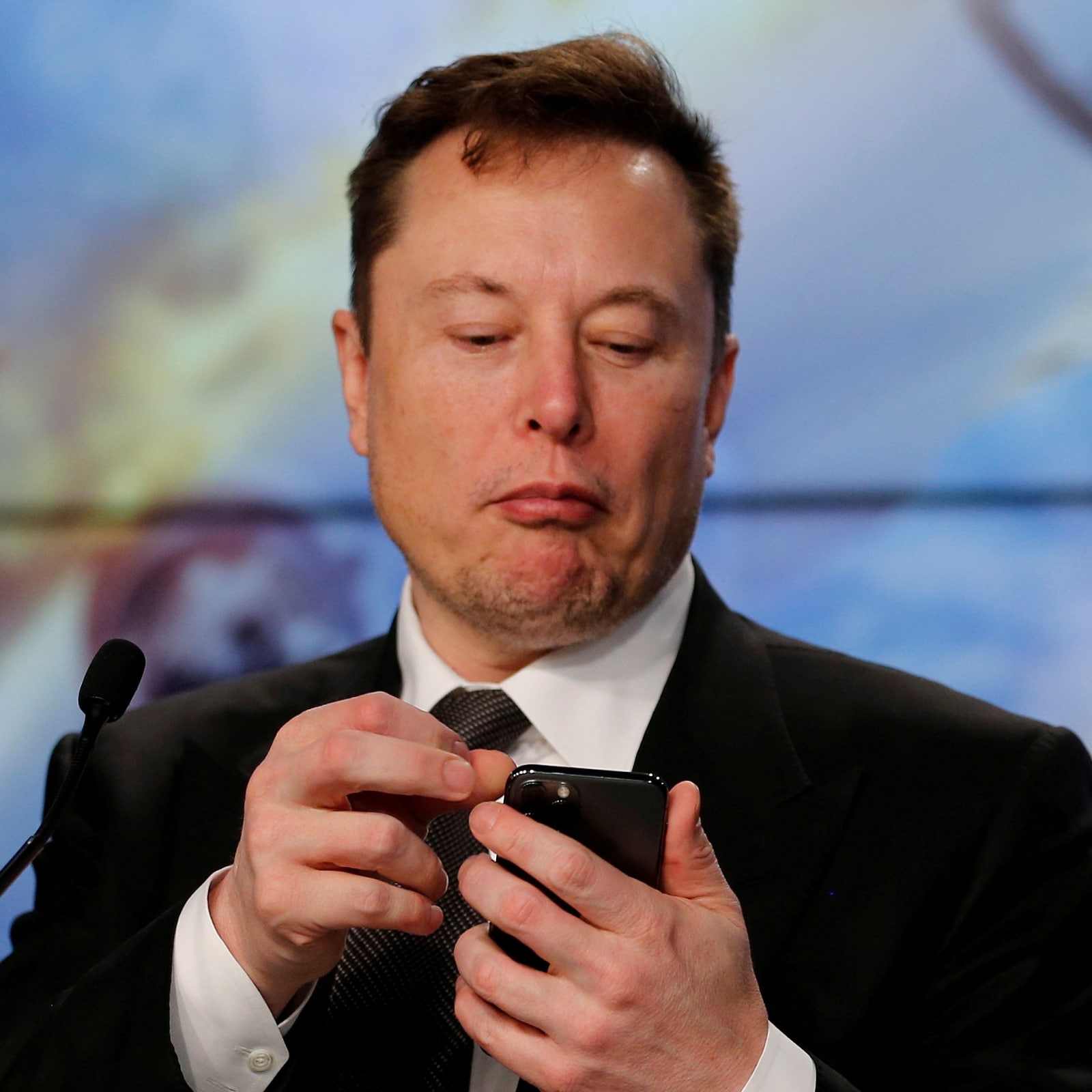 Elon Musk Wants to Buy Twitter for $43 Billion to 'Unlock Extraordinary Potential'