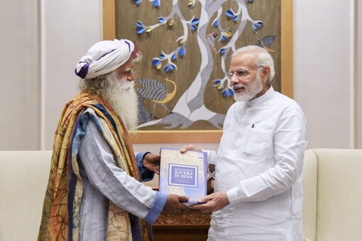 The "Revitalization of Rivers in India" Draft Policy Recommendation was handed over by Sadhguru to the central government in 2017. (Image: News18)