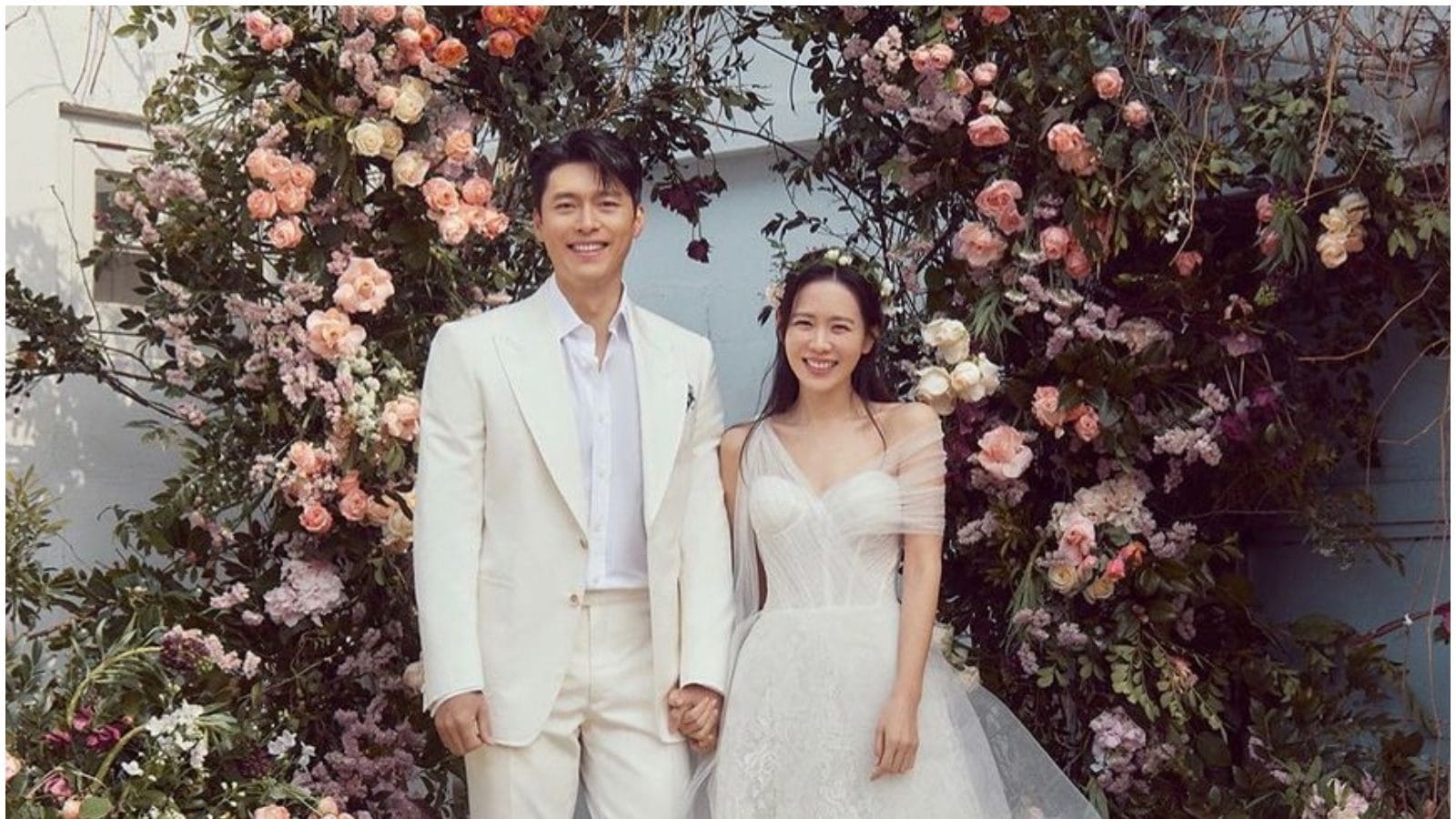 Hyun Bin And Son Ye Jin Look Beautiful In Official Wedding Photos