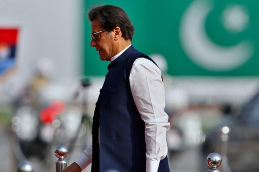 Imran Khan will address the country today, ahead of the no-trust vote, to build direct contact with the people. (AP File Photo)