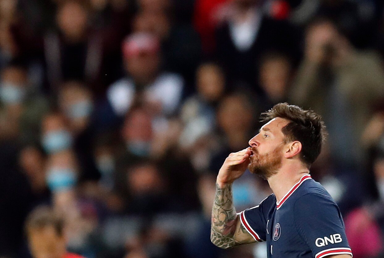 Месси забил сегодня. Месси ПСЖ. Messi man City. Месси забил головой. Месси забивал в 4 матчах 16 голов?.