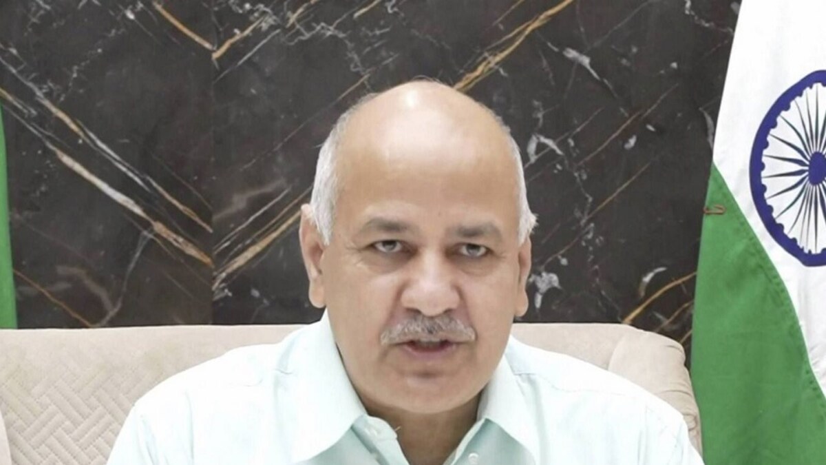 Delhi Liquor Policy: Blaming Ex-LG, Dy CM Sisodia Writes to CBI; 11 Officials Suspended Over 'Lapses'