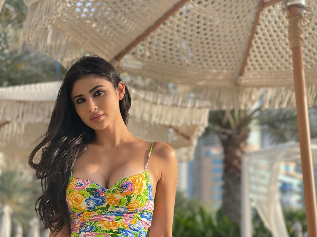 Mouni Roy Looks Summer Ready In Cleavage-baring Floral Dress ...