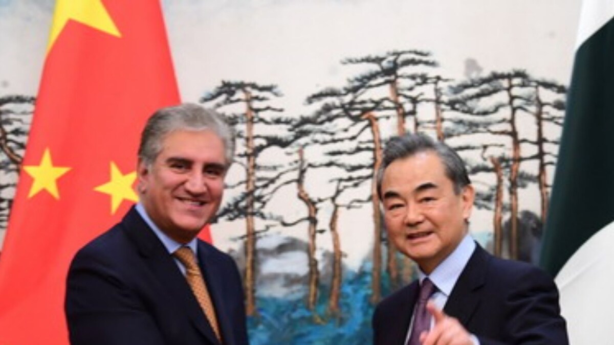 Chinese FM Wang Meets Pak Counterpart Qureshi; Cautions Against Emergence of Bloc Confrontation in Asia