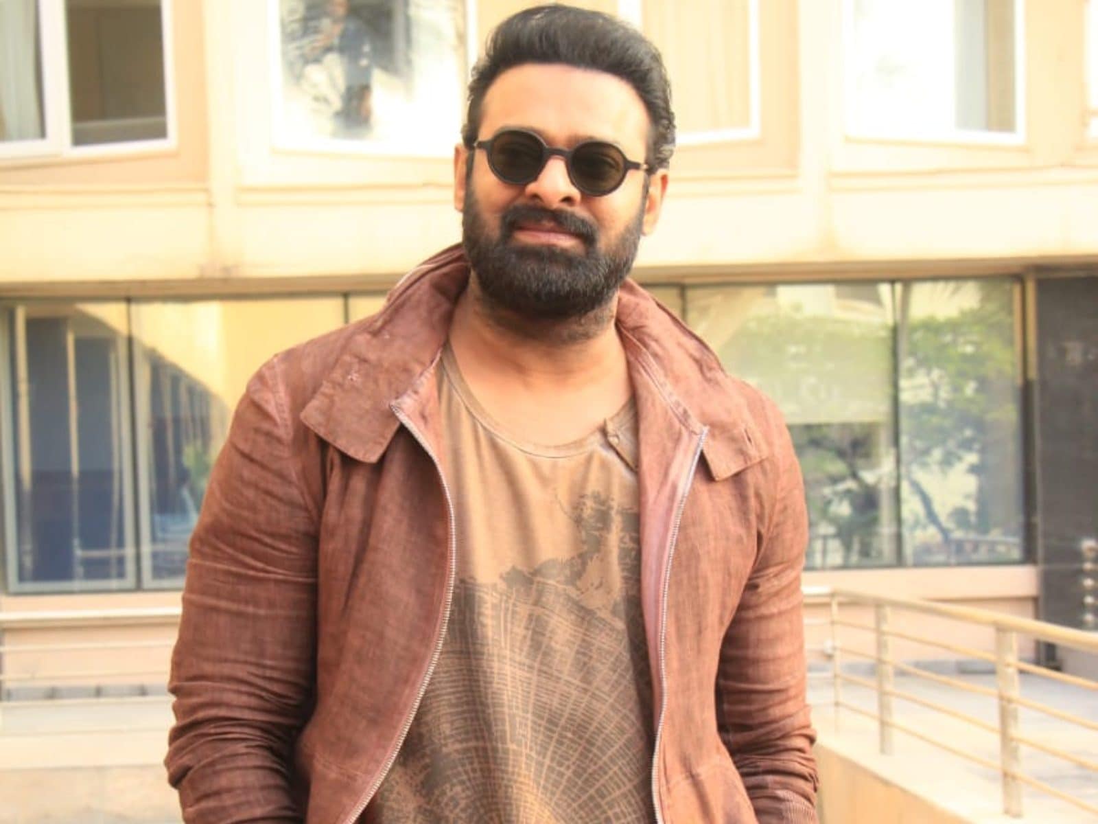Prabhas and Maruthi project new movie with story line