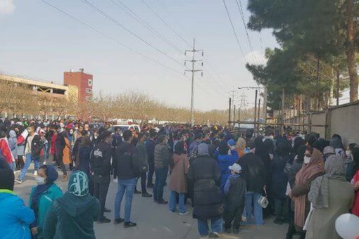 Indian women outside the stadium (Twitter)
