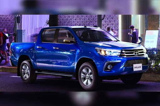 Toyota Hilux Pick-up Truck Launched in India, Price Starts at Rs 33.99 ...