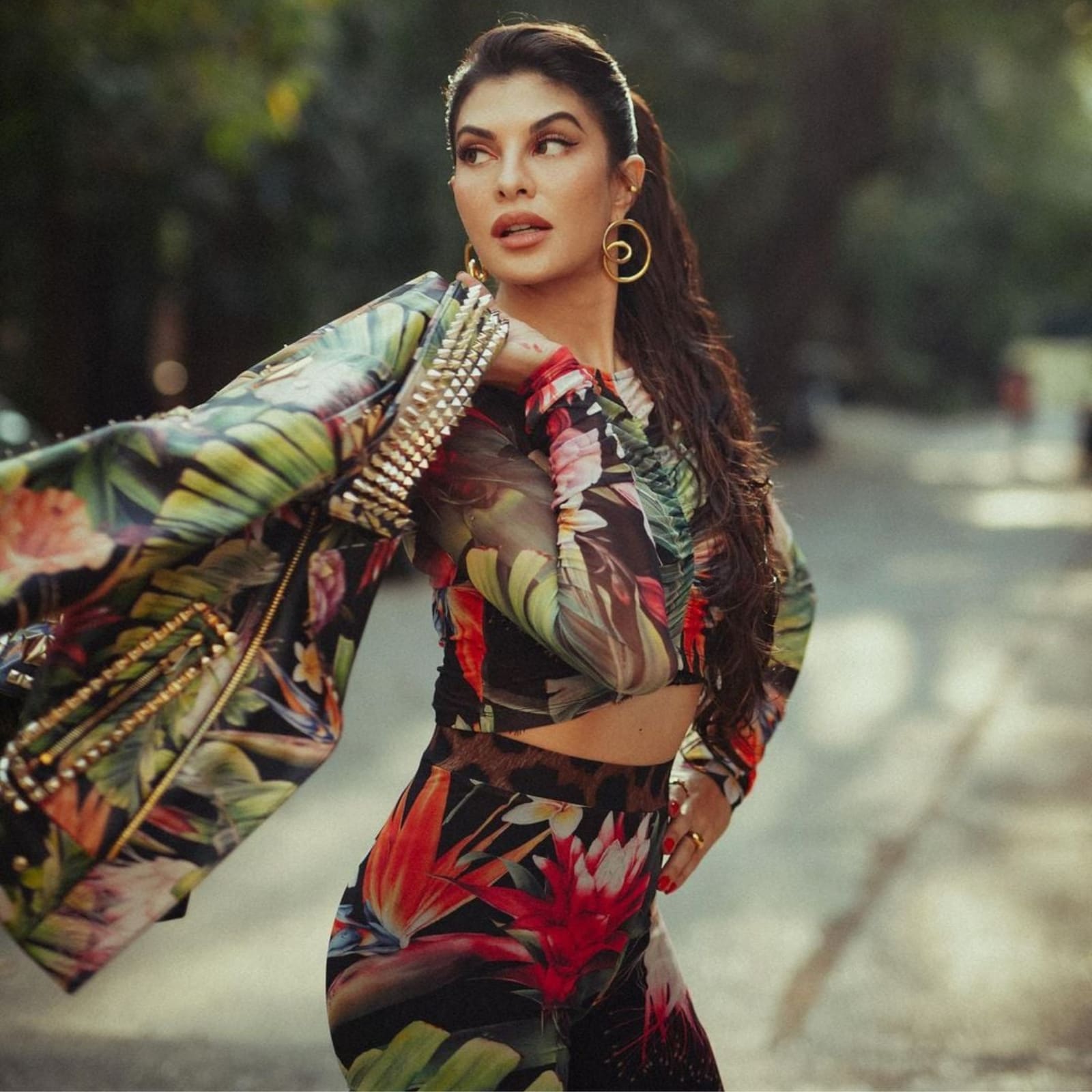 1600px x 1600px - Jacqueline Fernandez's Bold Biker Girl Look For Promotions of Attack; Check  Pics - News18