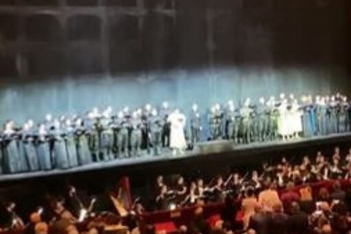 The idea to start the day with the Ukrainian national anthem occurred to Peter Gelb, the opera company's general manager.