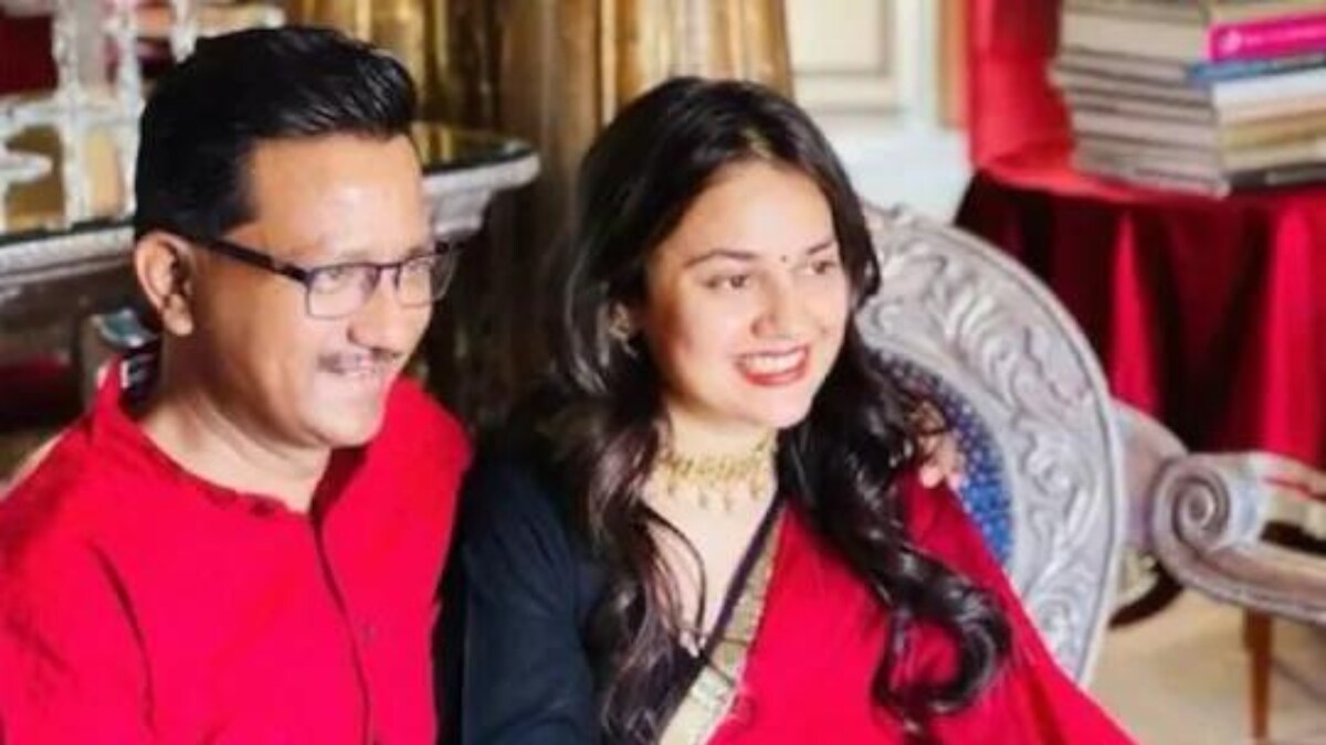 UPSC CSE 2016 Topper Tina Dabi to Marry This IAS Officer, Posts Pictures on Instagram