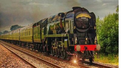 World's First Infinity Train Will Run on Gravitational Energy. Here's ...