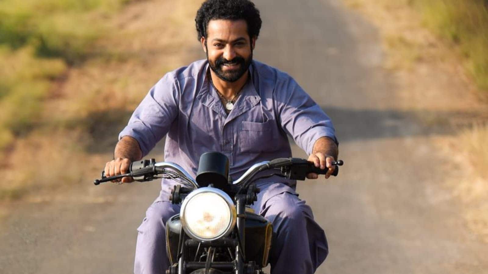 Jr NTR Used This Velocette Bike in SS Rajamouli's RRR. And Yes, They Exited  in 1920s - News18