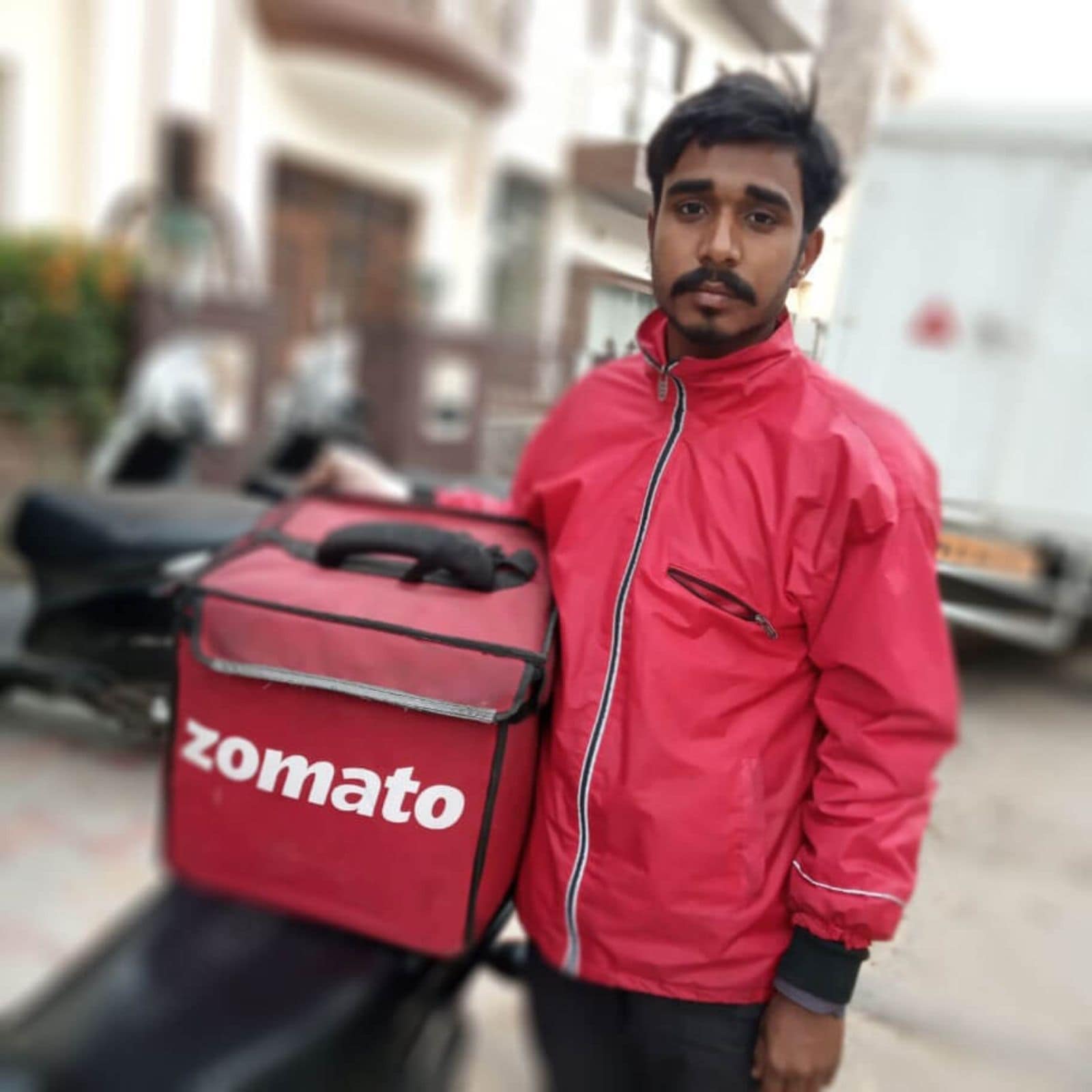 Buy Quaffor Insular red 16 * 16 * 16 inch zomato/swiggy/Food/Pizza delivery  Backpack 63 LTR at Amazon.in