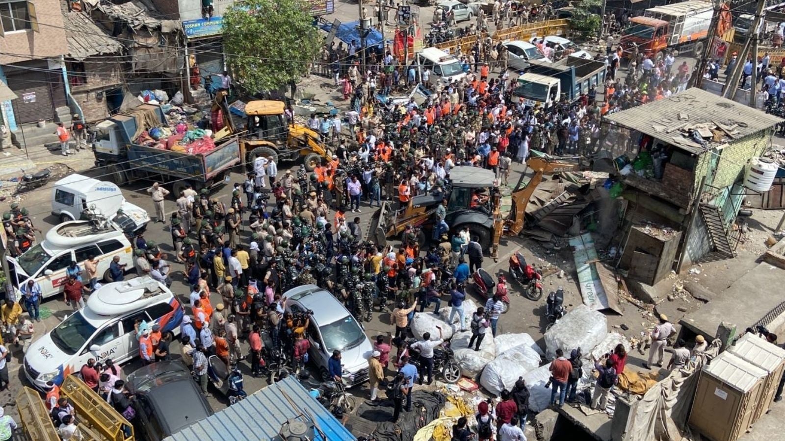 Jahangirpuri Demolition Drive: Youth Congress Activists Protesting Outside Union Minister's Residence Detained