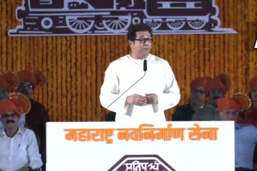 Remove Loudspeakers from Mosques or Else...' Raj Thackeray Warns Maha Govt on 'Pakistan Supporters' Remove Loudspeakers from Mosques or Else...' Raj Thackeray Warns Maha Govt on 'Pakistan Supporters'