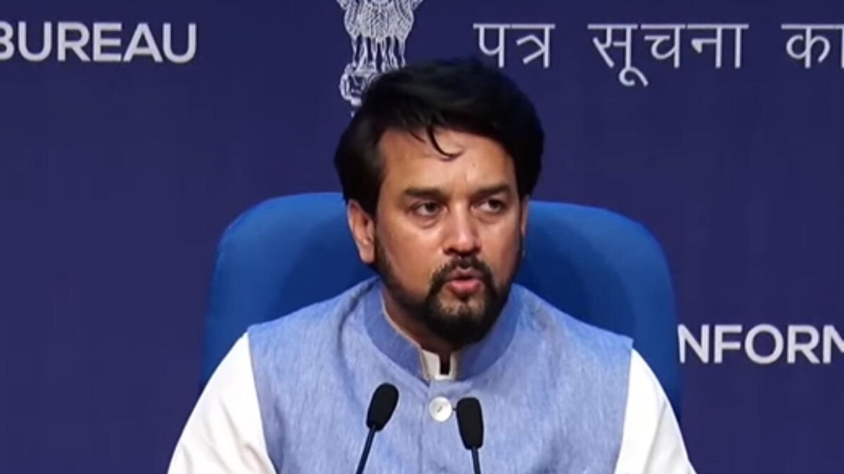 Sports Minister Anurag Thakur Calls for Enrolment of More Youth Volunteers in Nation Building