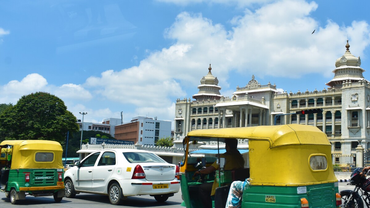 Infra Woes are Chipping Away at India’s Silicon Valley, Bengaluru is Battling for Survival - News18